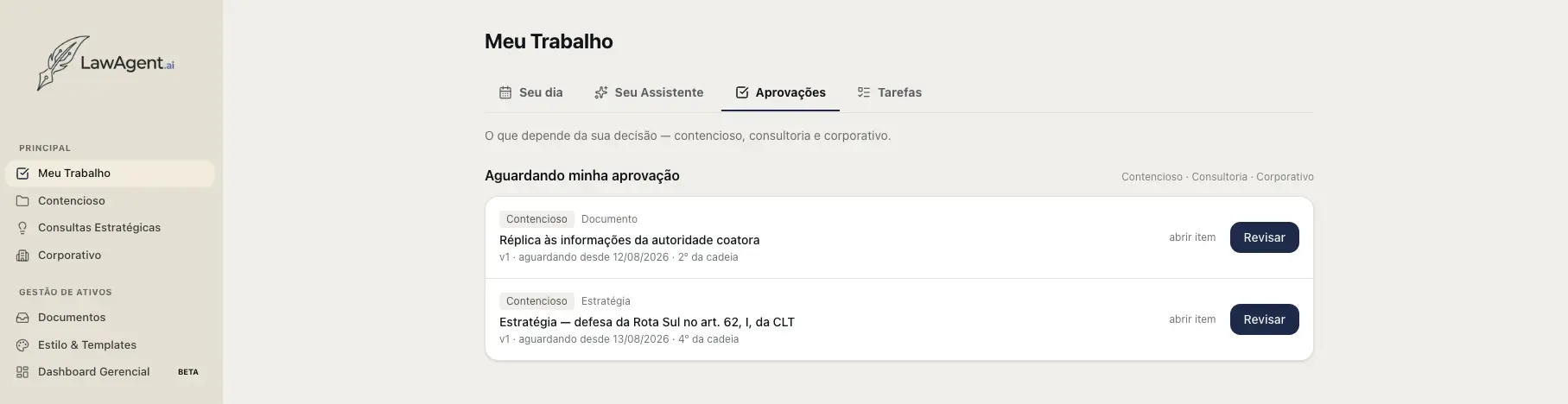 Tela “Aprovações” do LawAgent, com os itens aguardando decisão do usuário.